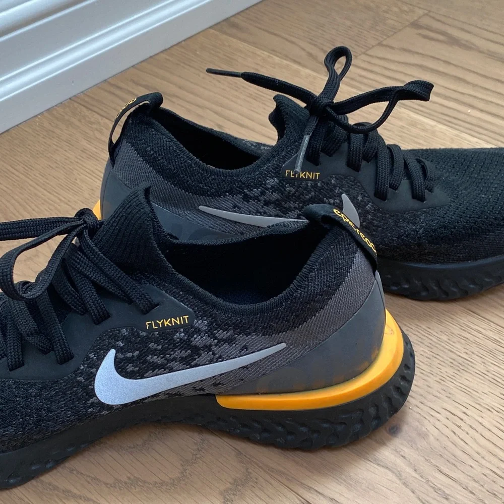 Nike Epic React Flyknit 2 Black and Gray Sneakers with Orange Detail, 6 1/2 or 7 - Picture 12 of 16